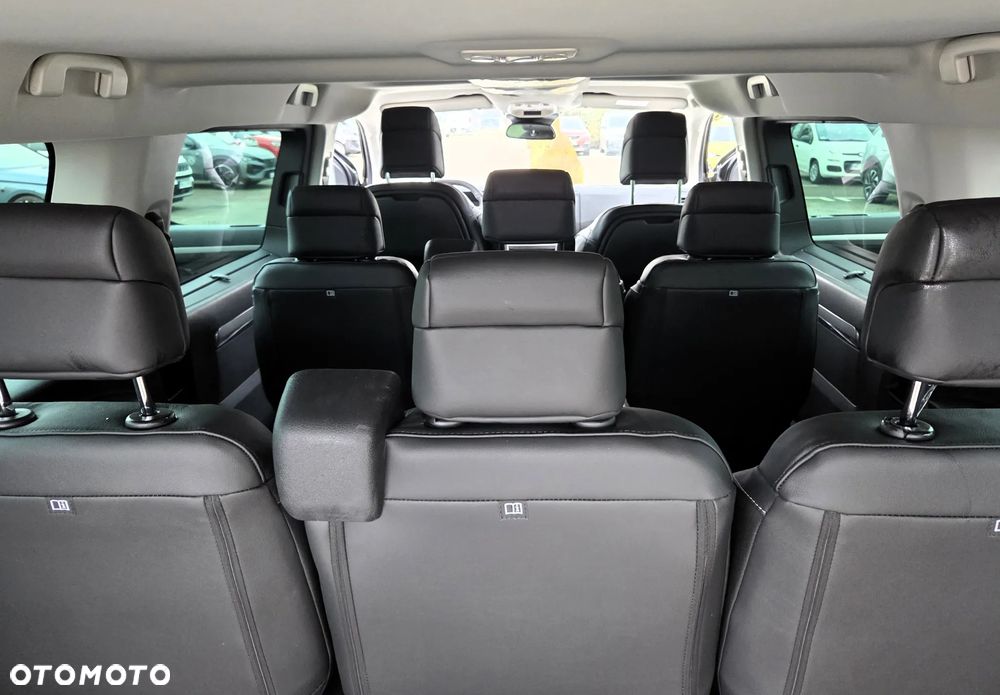 Peugeot Traveller - 24