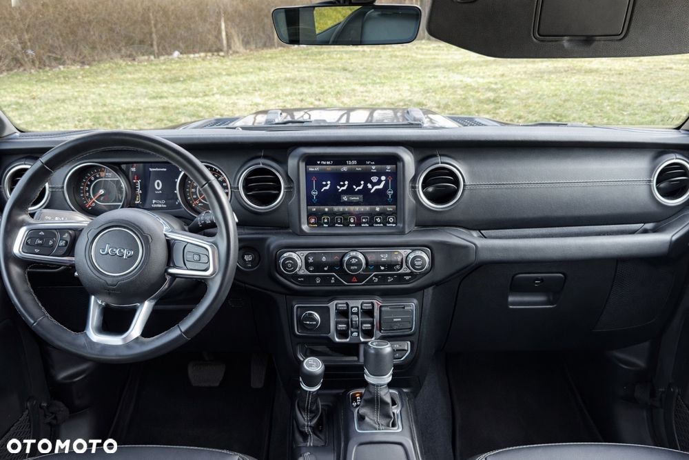 Jeep Wrangler 3.6 Unlim Sahara - 20