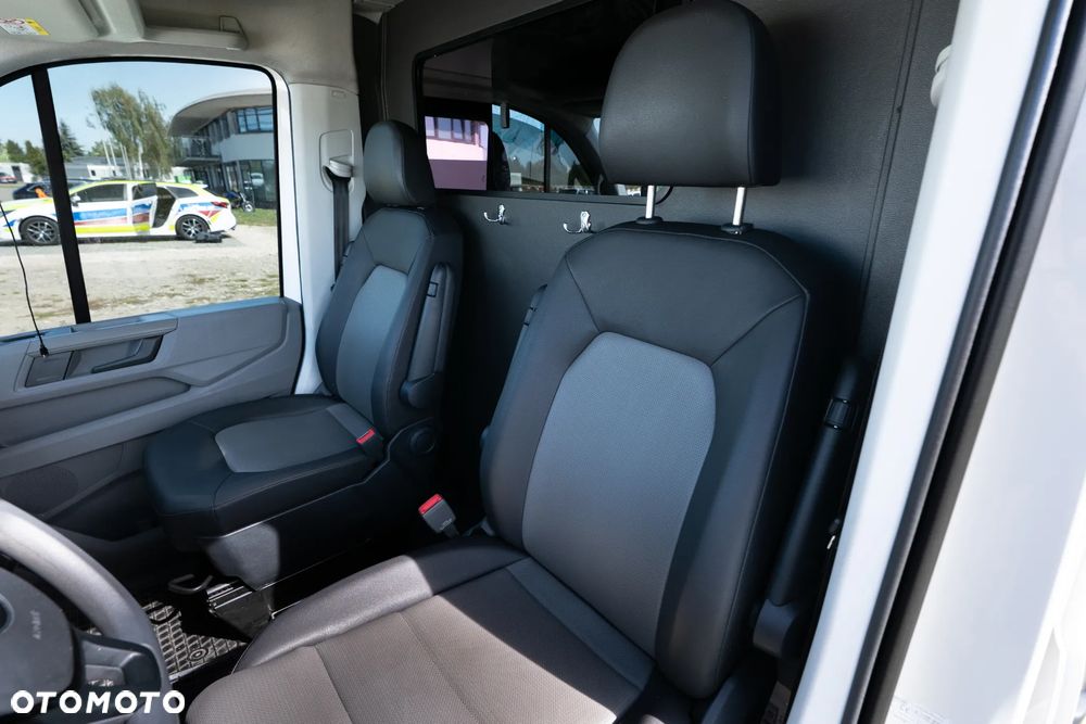 Volkswagen Crafter - 10