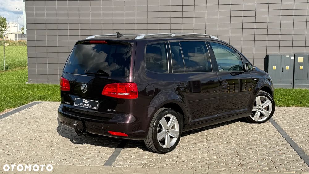 Volkswagen Touran 2.0 TDI DPF Highline DSG - 11
