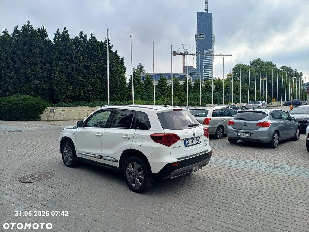 Suzuki Vitara 1.4 Boosterjet Hybrid Comfort+ - 5