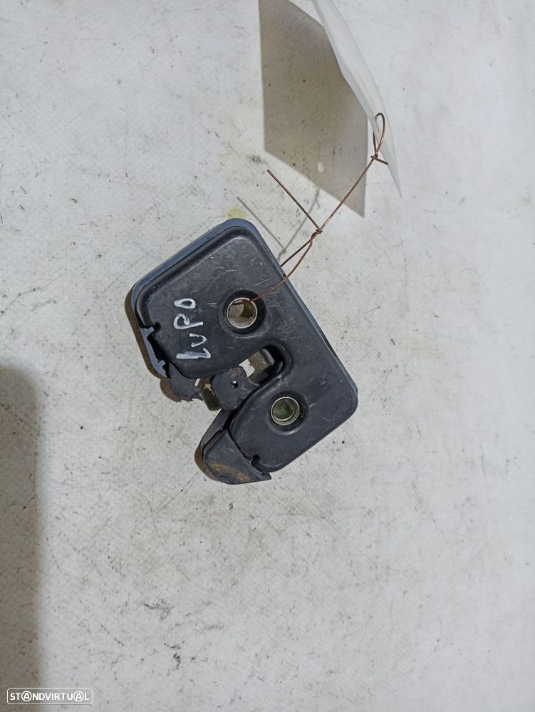 Fechadura / fecho da mala VOLKSWAGEN Lupo (6X1, 6E1) - 1