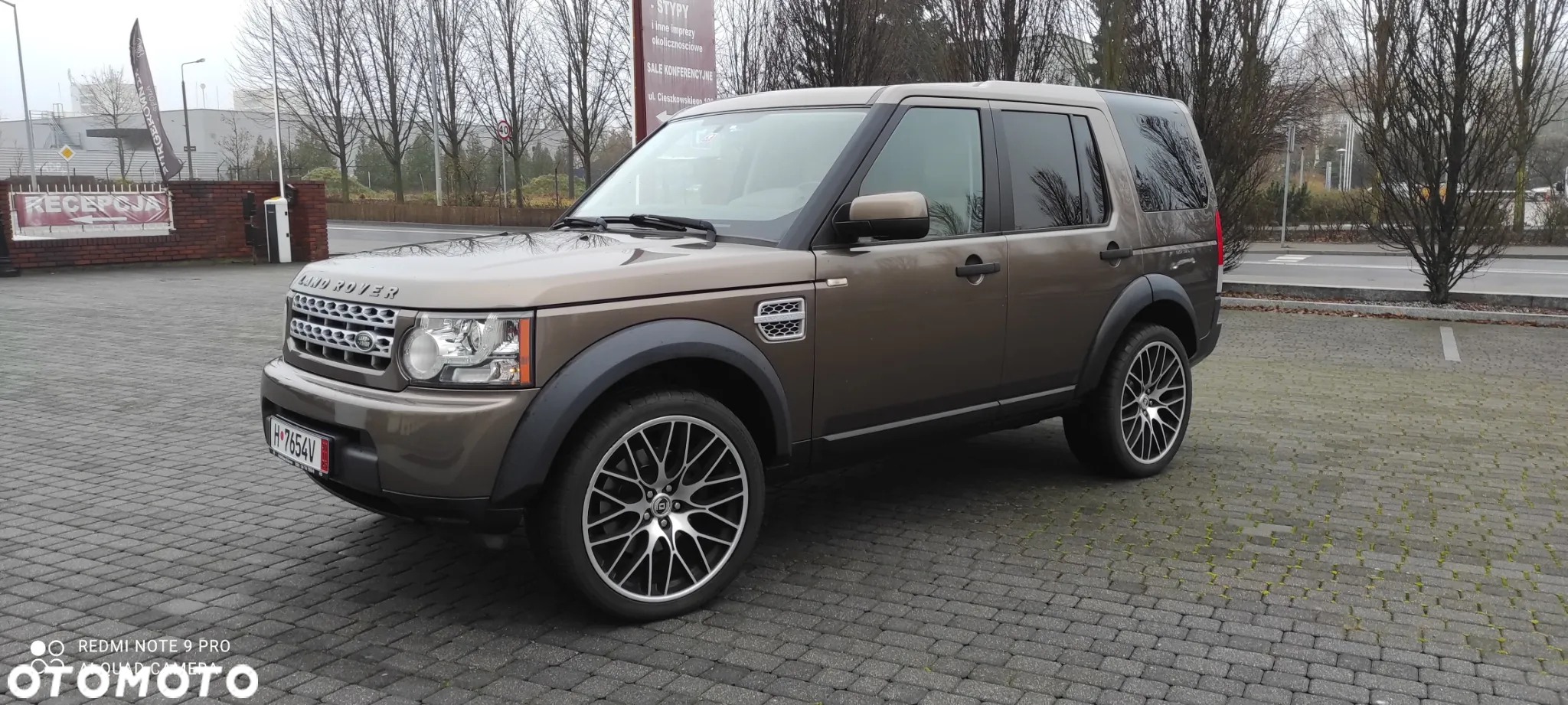 Land Rover Discovery IV 3.0 TD V6 HSE - 33