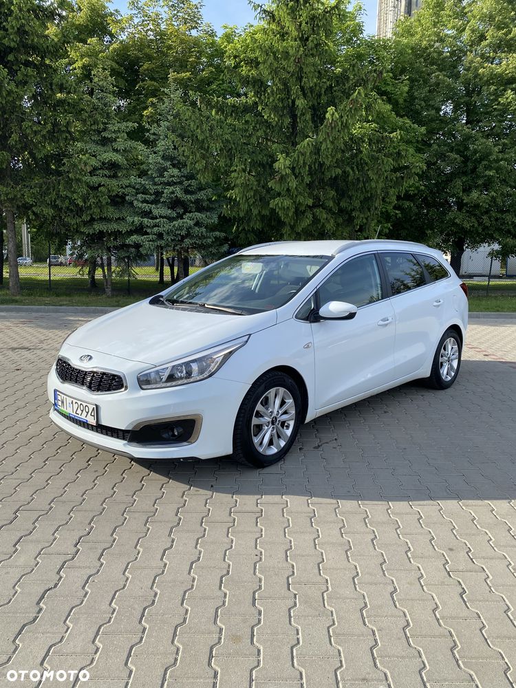 Kia Ceed - 7