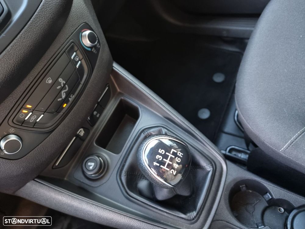 Ford Transit Courier 1.5 TDCi Ambiente - 11