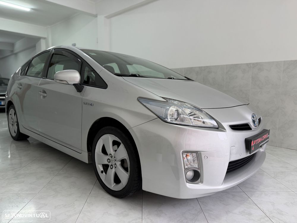 Toyota Prius 1.8 Premium - 6
