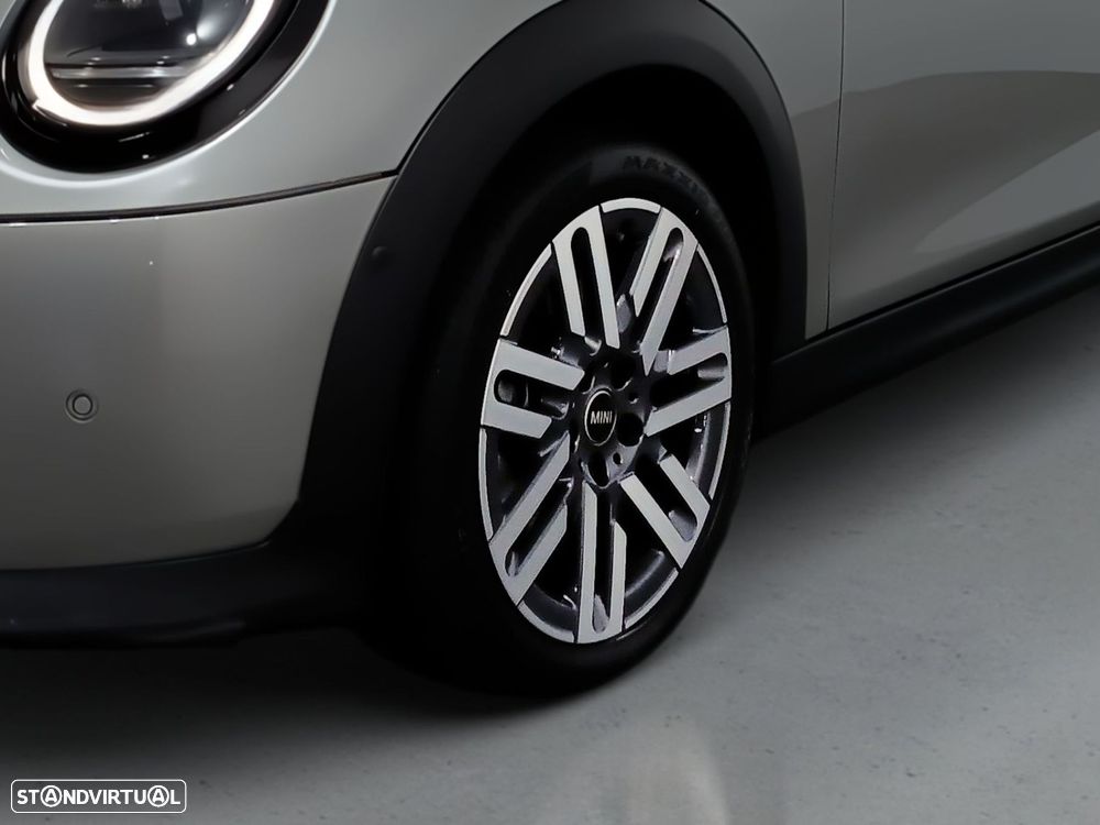 MINI 3 Portas Cooper C Classic M - 3