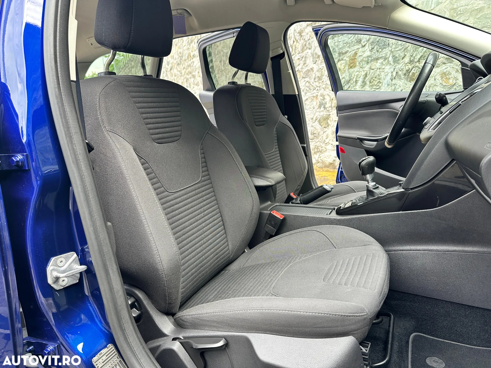 Ford Focus 1.5 EcoBlue Start-Stopp-System TITANIUM - 23