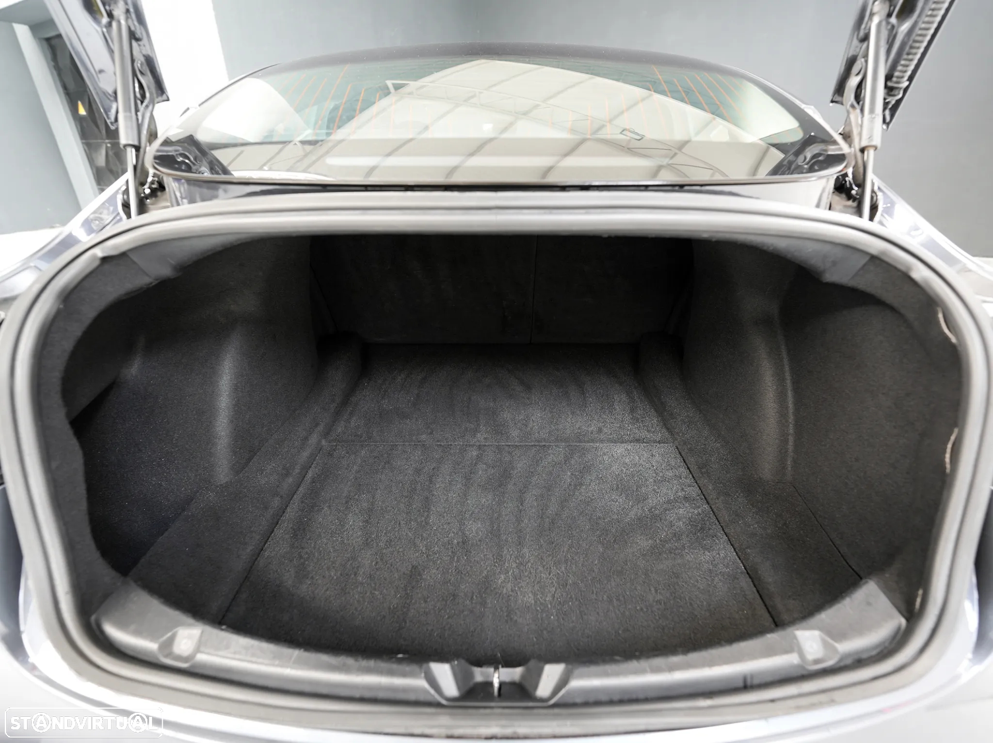 Tesla Model 3 Performance Dual Motor AWD - 14