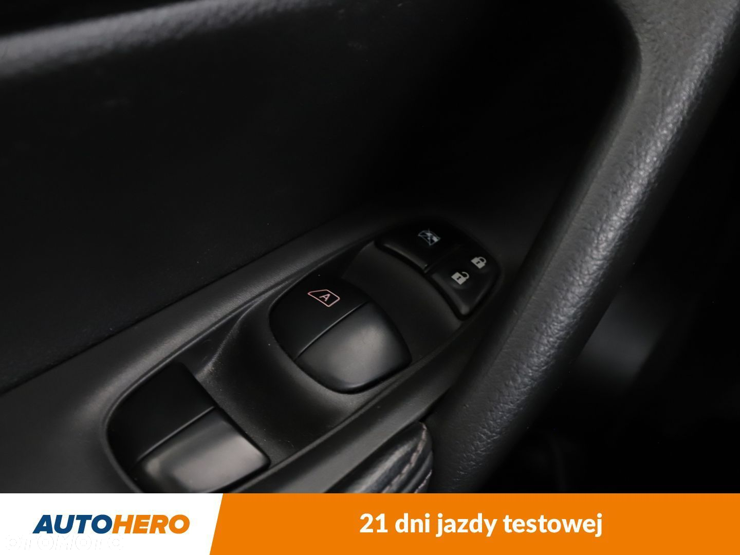 Nissan X-Trail 1.6 DCi N-Connecta 2WD EU6 - 31