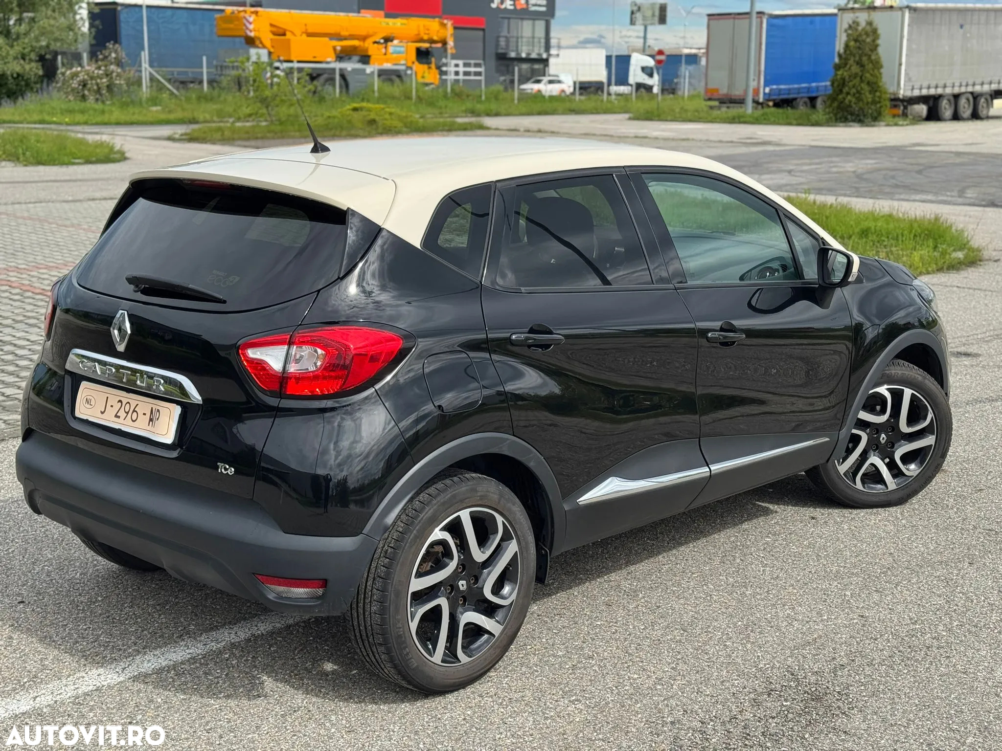 Renault Captur - 5