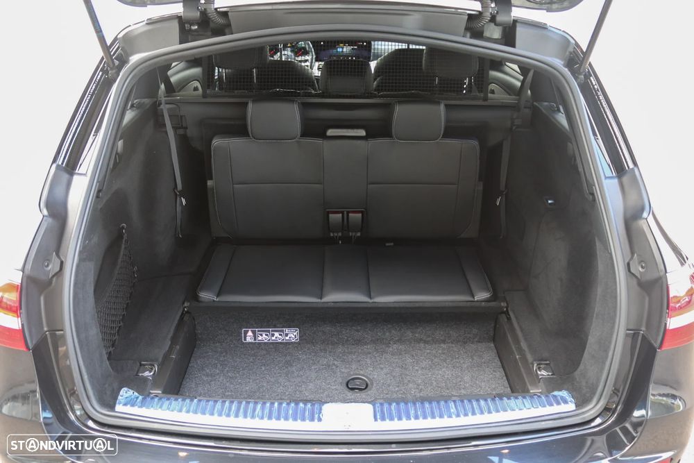 Mercedes-Benz E 220 d AMG Line 7L - 6