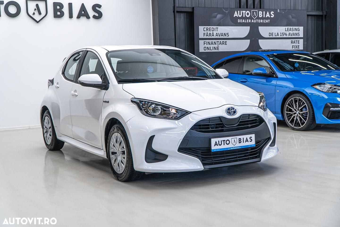 Toyota Yaris 1.5 VVT-i HSD Dynamic - 4