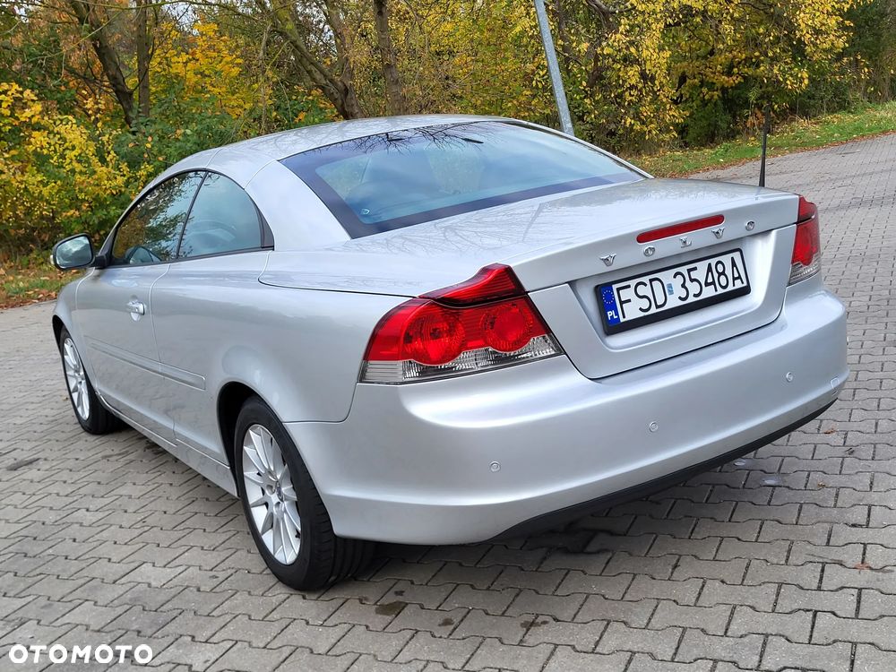 Volvo C70 2.0D Momentum - 18