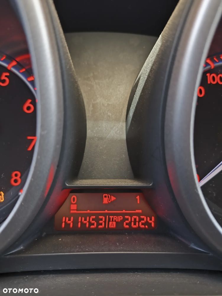 Mazda 3 1.6 16V Exclusive - 8