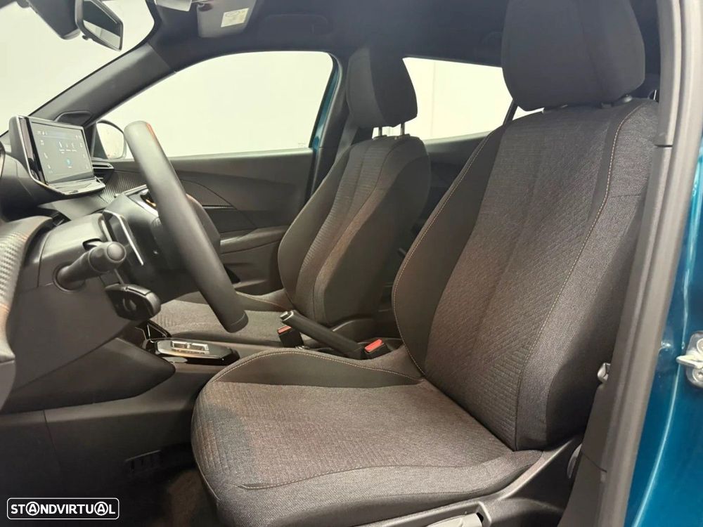 Peugeot 2008 Hybrid 145 e-DSC Style - 8