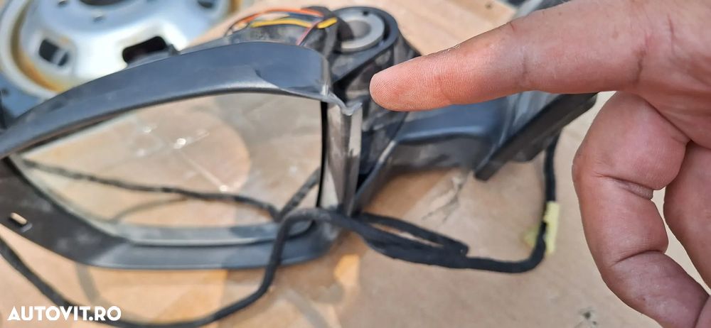 OGLINDA STANGA SKODA OCTAVIA 3 - 3