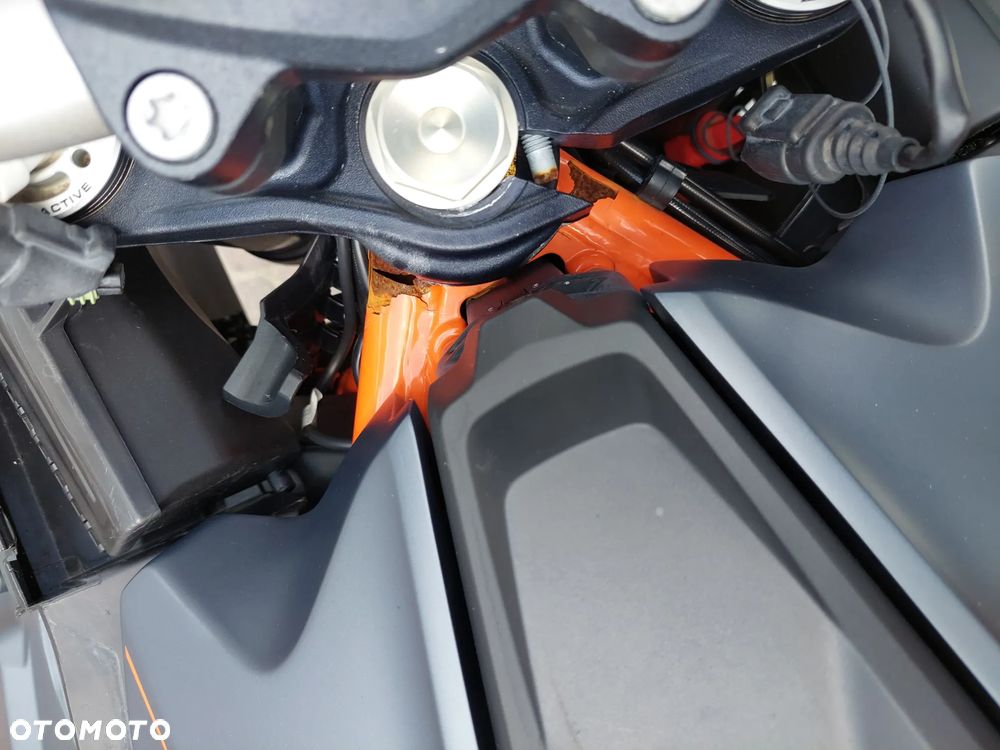KTM Super Duke - 13