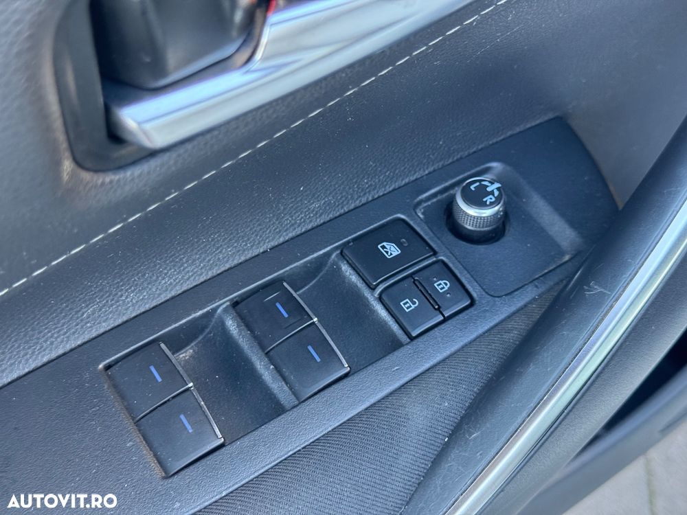 Toyota Corolla 1.8 Business Edition - 17