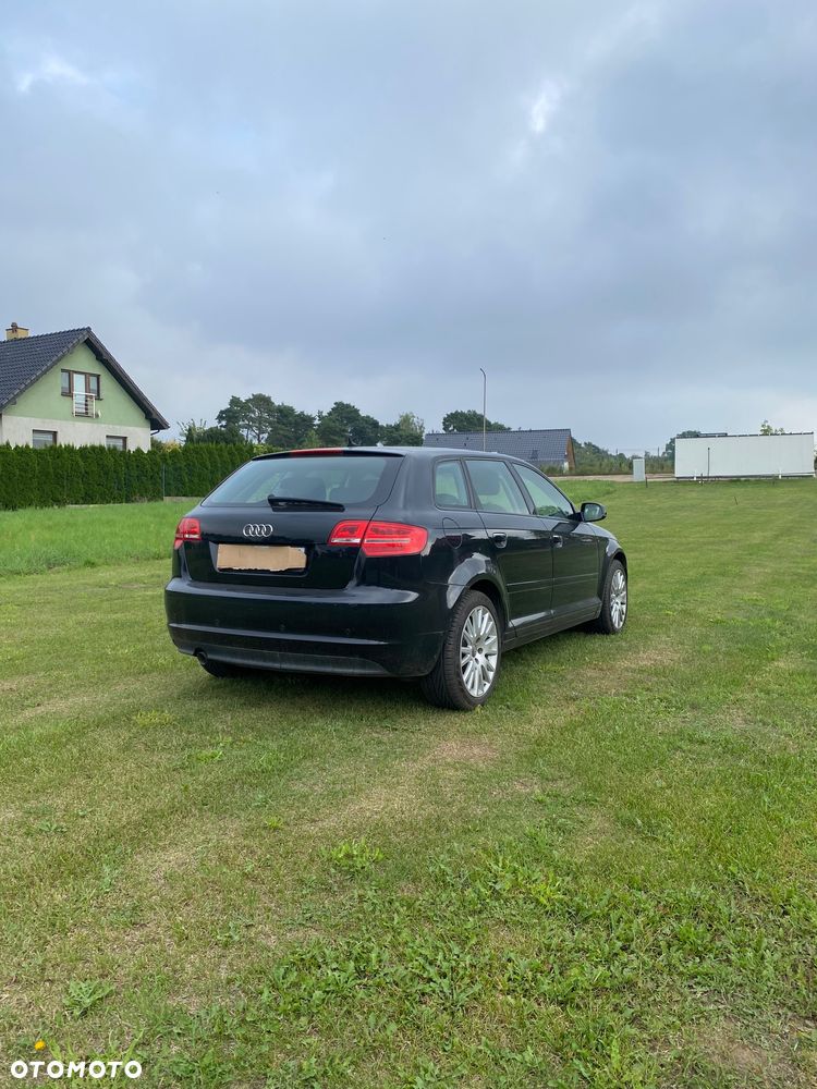 Audi A3 Sportback 1.6 TDI DPF Ambition - 5