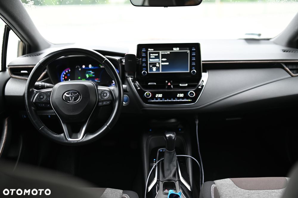 Toyota Corolla 1.8 Hybrid GPF Trek - 8