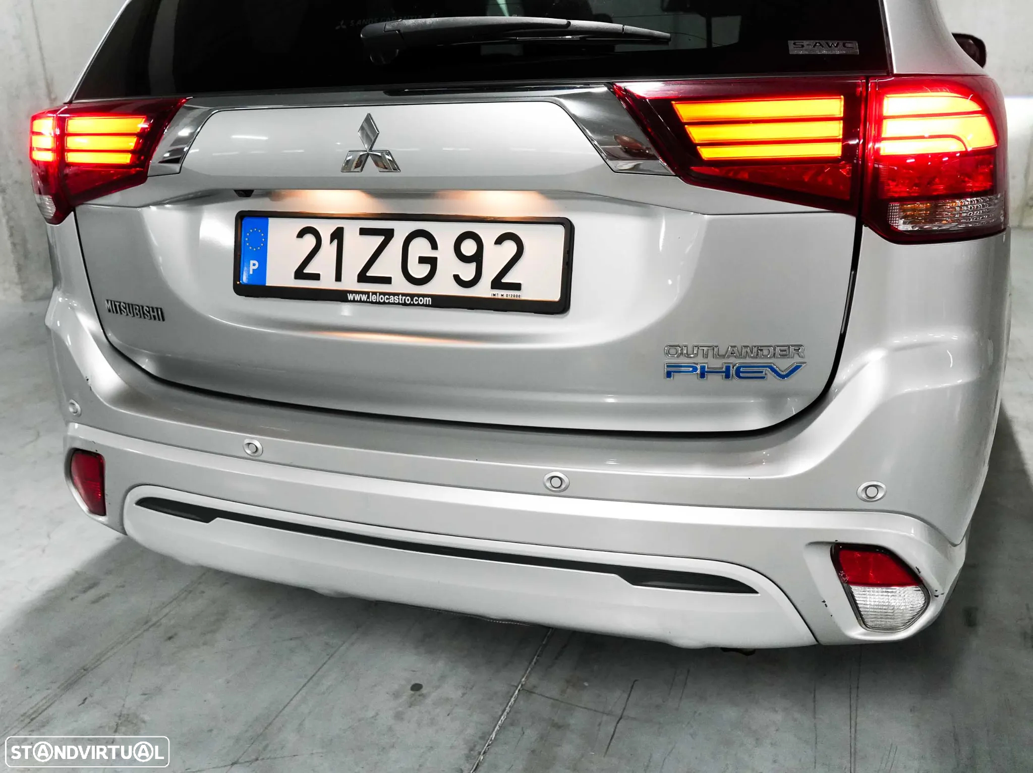 Mitsubishi Outlander 2.4 PHEV Instyle - 11