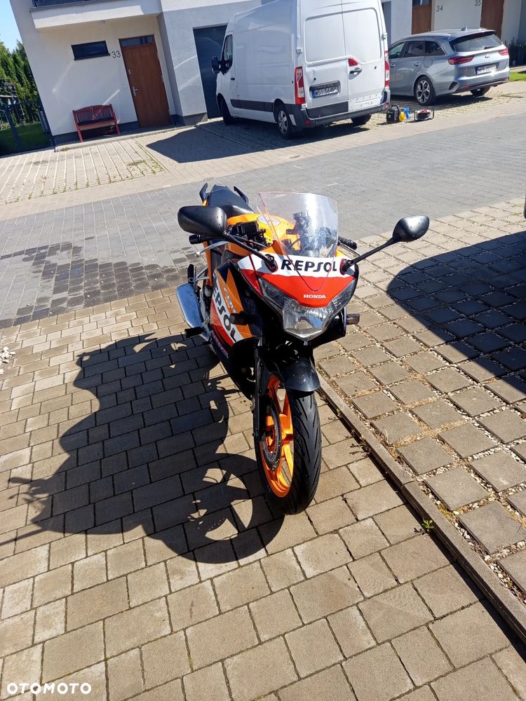 Honda CBR - 6