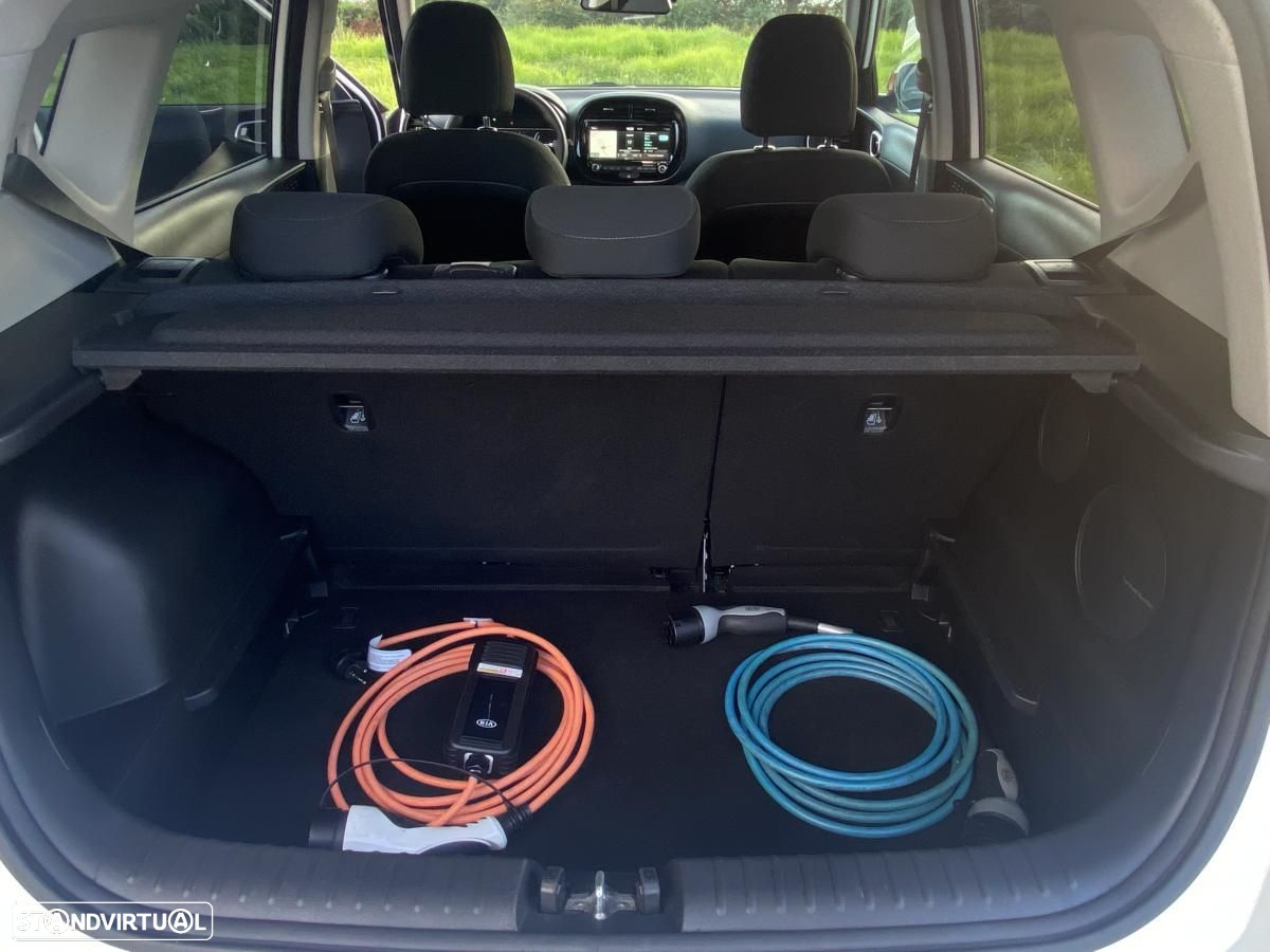 Kia e-Soul Spirit - 38