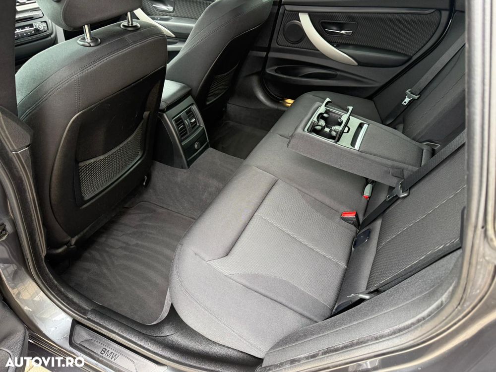 BMW Seria 3 325d Aut. Advantage - 8