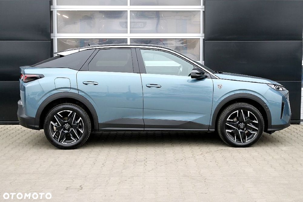 Peugeot 3008 1.2 PureTech mHEV GT S&S e-DCS6 - 12