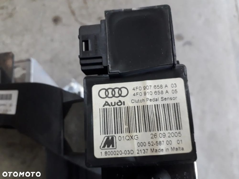 pedał sprzęgła hamulca stelaż 4F1721117B A6 C6 2.0 FSI TFSI BPJ - 2
