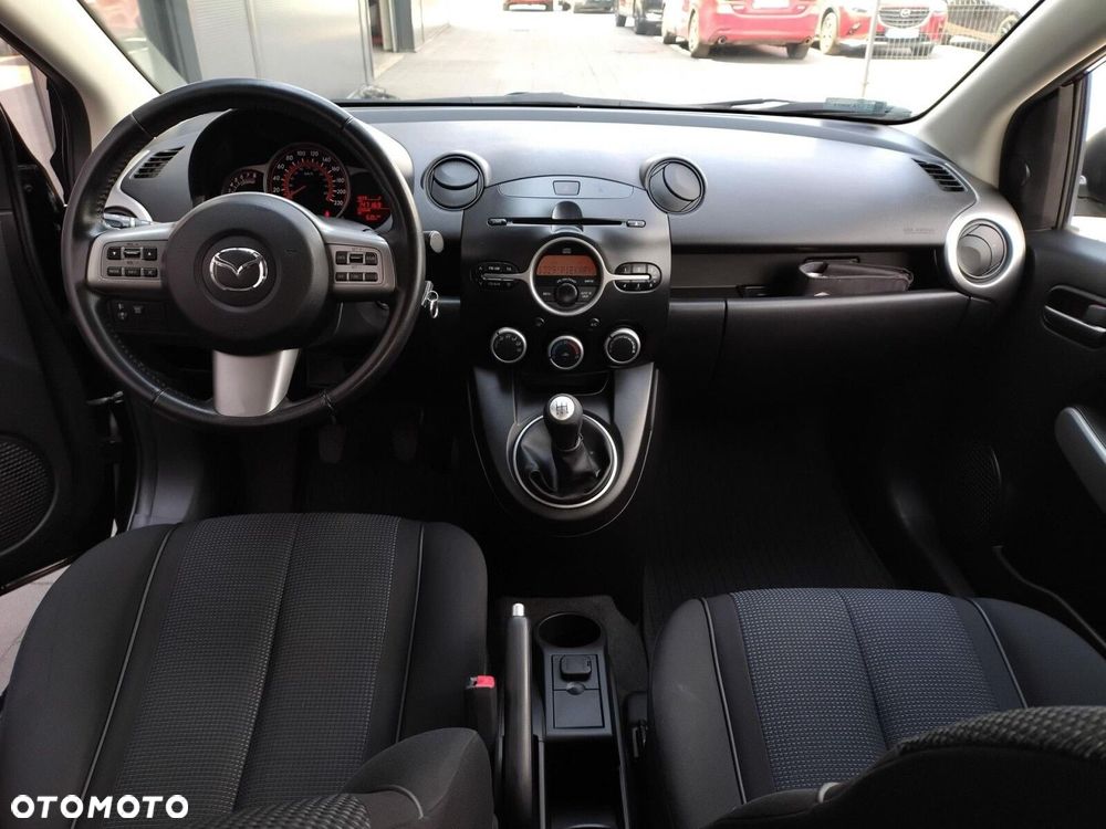Mazda 2 - 22