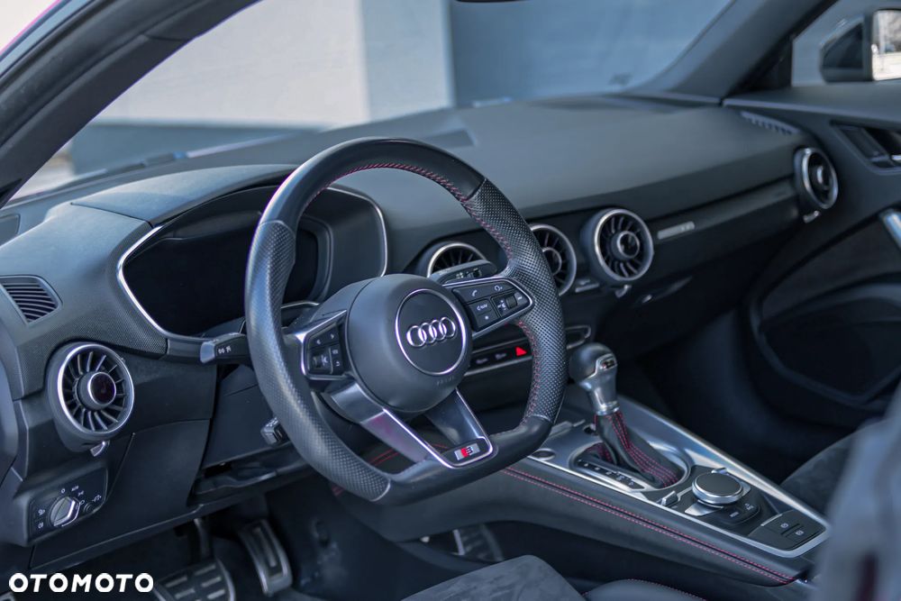 Audi TT Coupé - 6