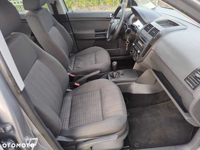 Volkswagen Polo - 7