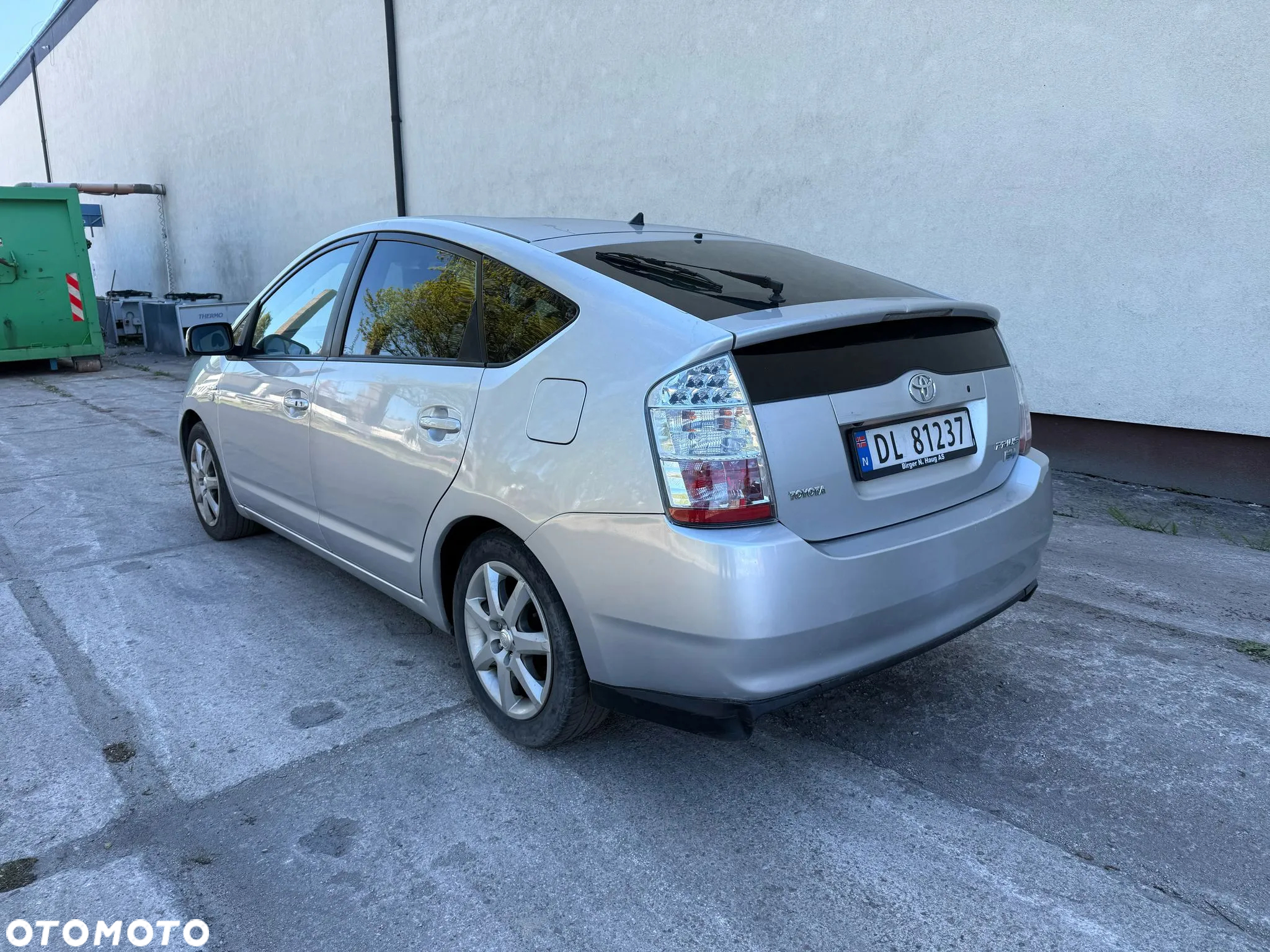 Toyota Prius (Hybrid) Executive - 5