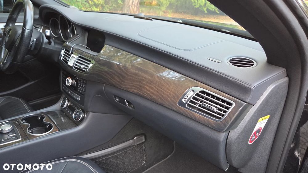 Mercedes-Benz CLS 350 BlueEff - 28