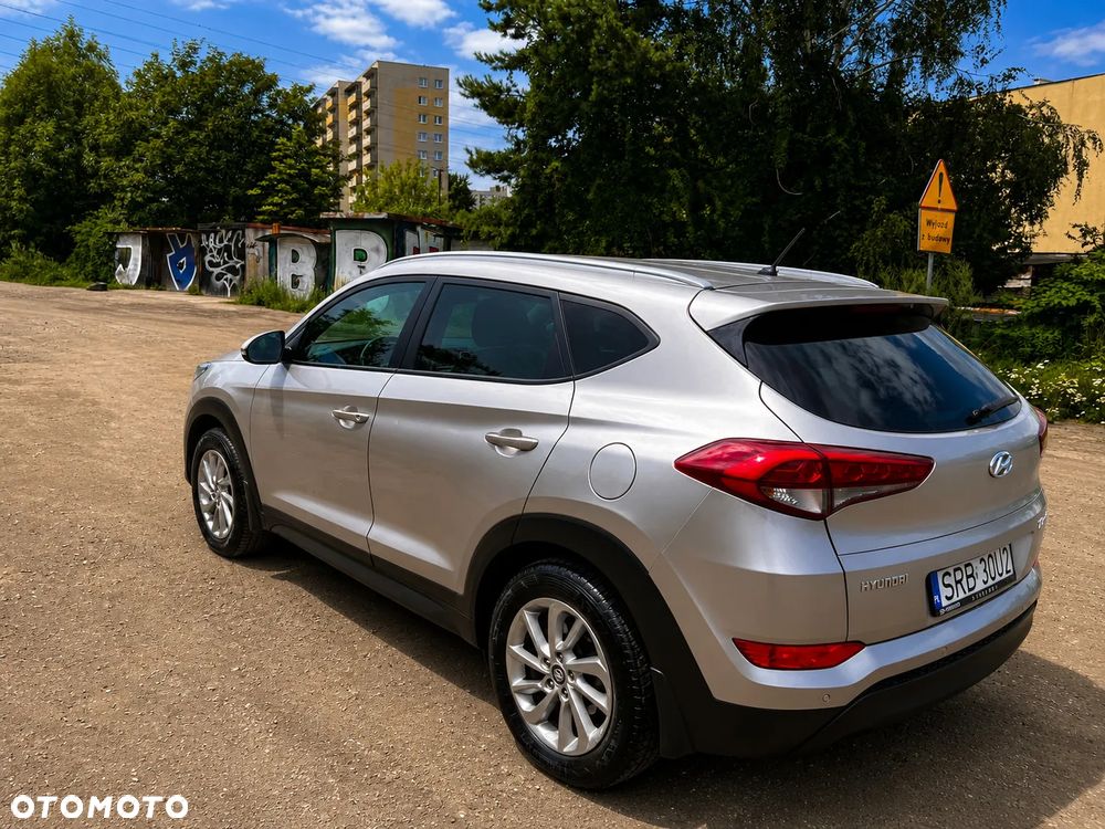Hyundai Tucson 1.7 CRDI BlueDrive Style 2WD - 4