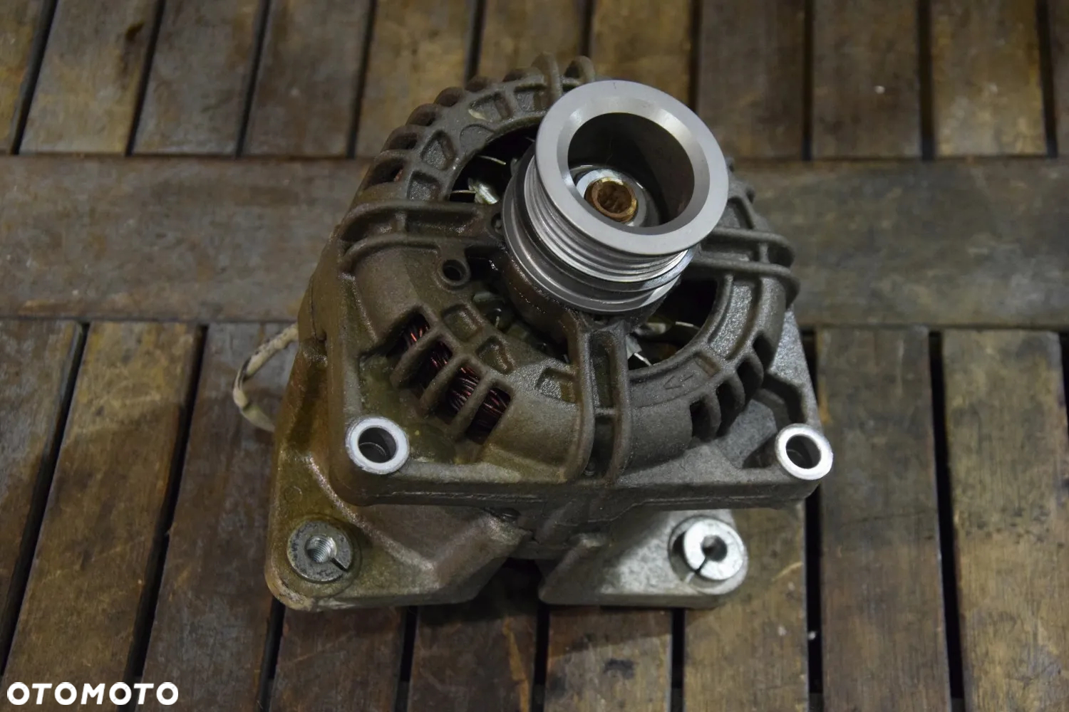 Opel Astra H Zafira 1.6 16V Alternator 55556067 ZJ 100A Bosch 0124425020 - 2