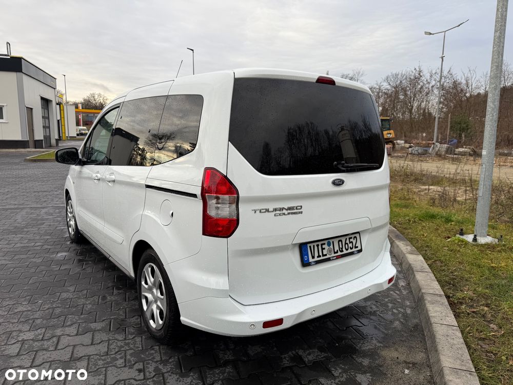 Ford Tourneo Connect 1.5 TDCi Trend - 13