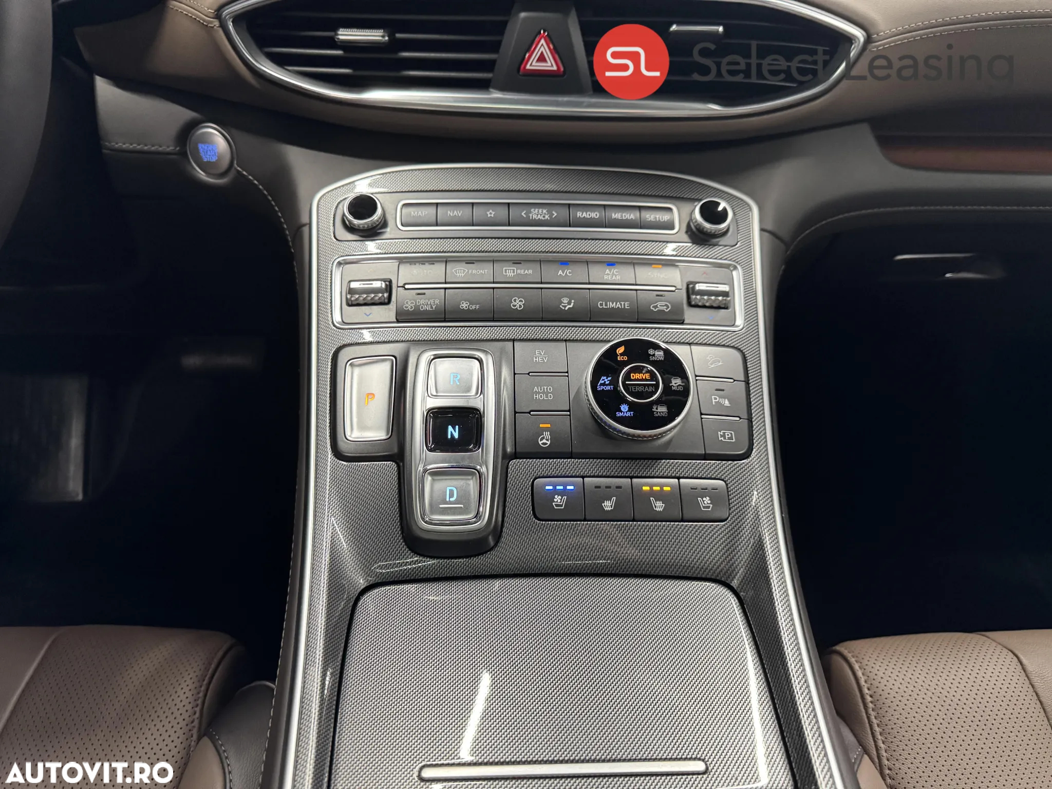 Hyundai Santa Fe 1.6 Plugin-Hybrid 4WD SEVEN Prime - 19