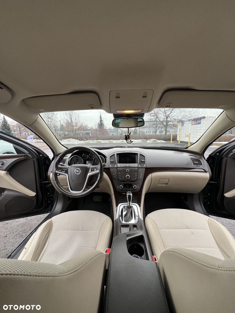 Opel Insignia 2.0 CDTI - 11