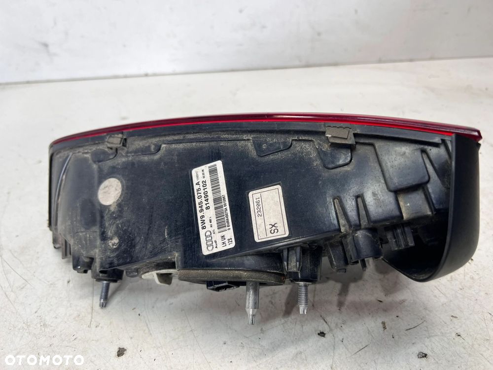 LAMPA LEWY TYŁ W KLAPĘ AUDI A4 B9 AVANT 8W9945075A - 6