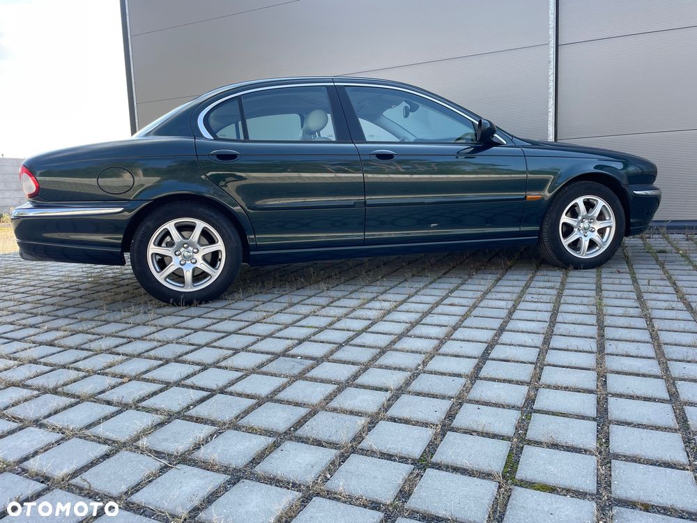 Jaguar X-Type Estate 2.0 V6 Executive - 17