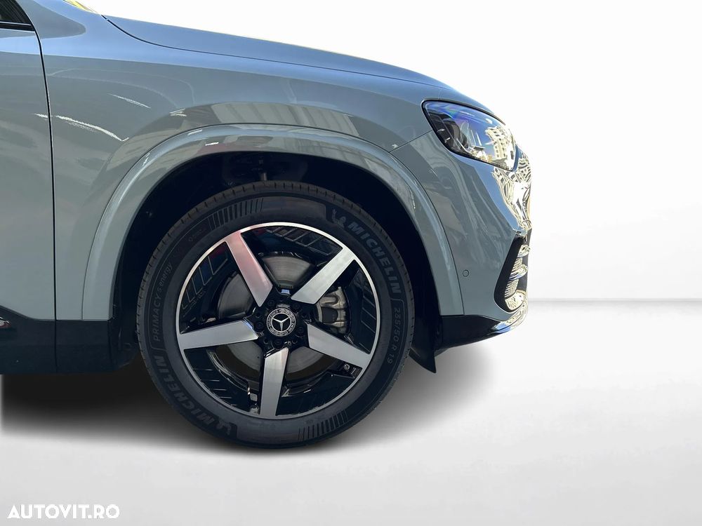 Mercedes-Benz GLB 220 4MATIC - 15