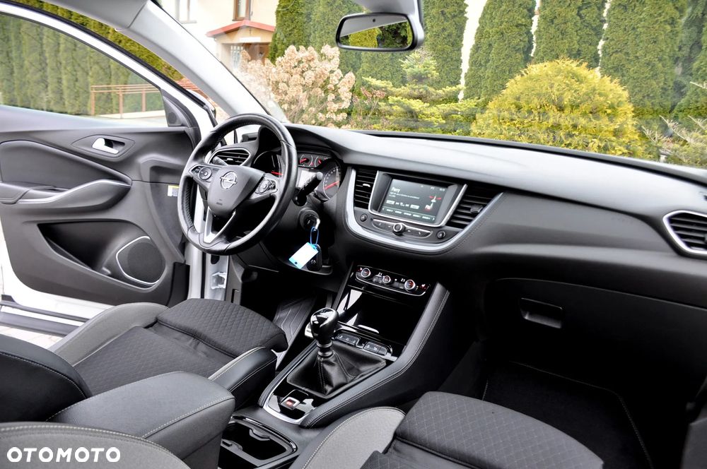 Opel Grandland X 1.5 D Start/Stop INNOVATION - 25