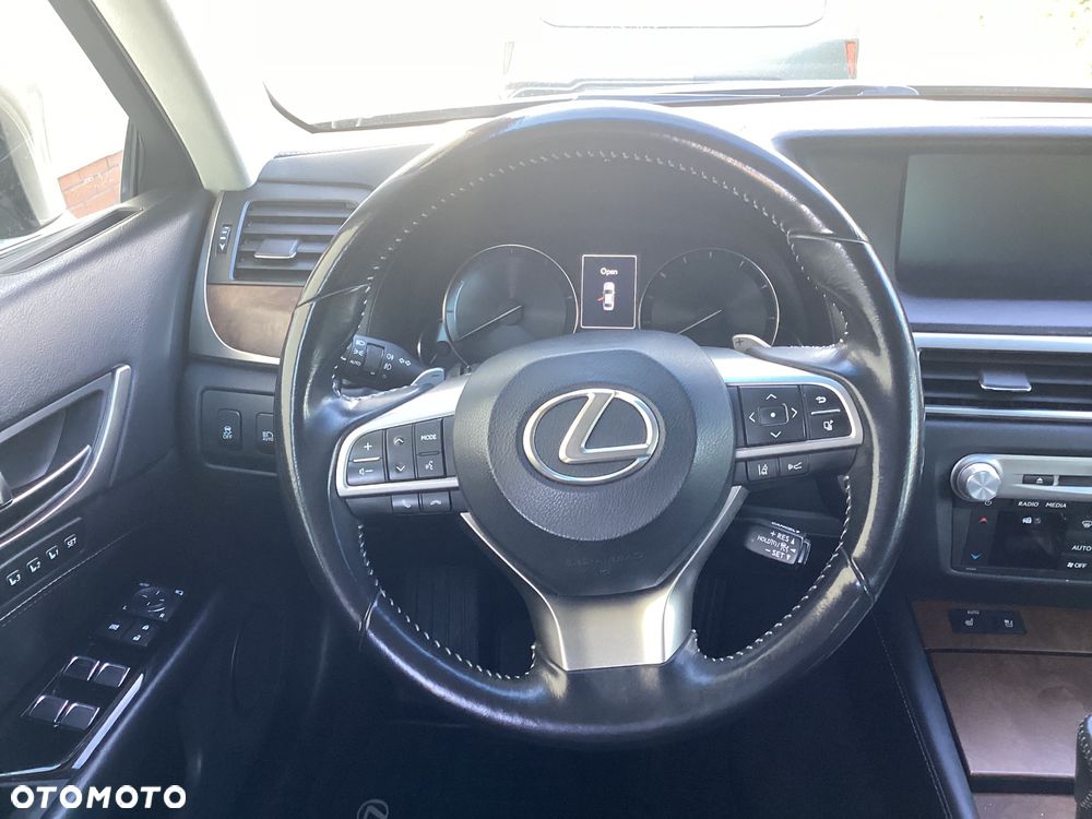 Lexus GS - 19