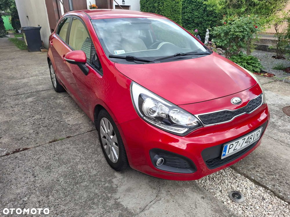 Kia Rio - 1