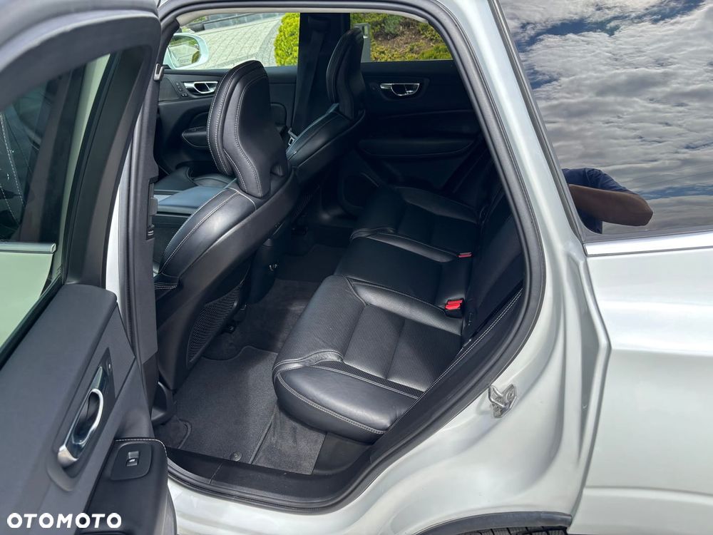 Volvo XC 60 - 12