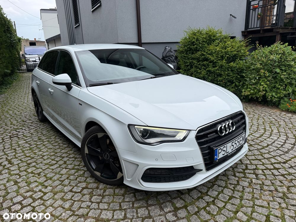 Audi A3 Sportback 2.0 TDI quattro S line Sportpaket - 4