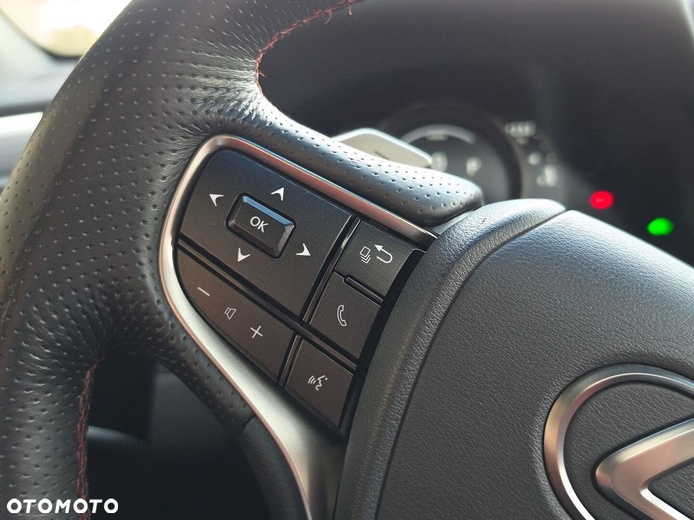 Lexus ES 300h F Sport Edition - 16